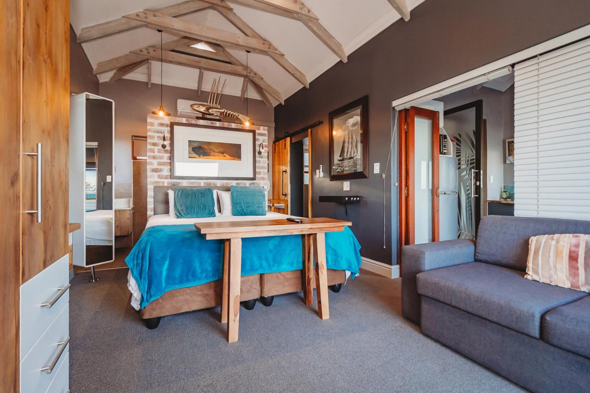 Under The Boardwalk B&B Guest House วิลเดอร์เนส ภายนอก รูปภาพ